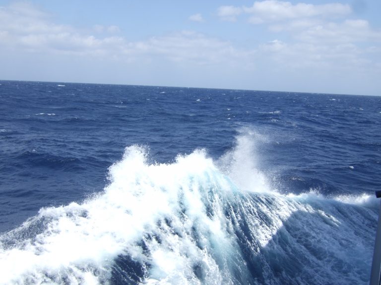 The sea is very bumpy today! – JOIDES Resolution